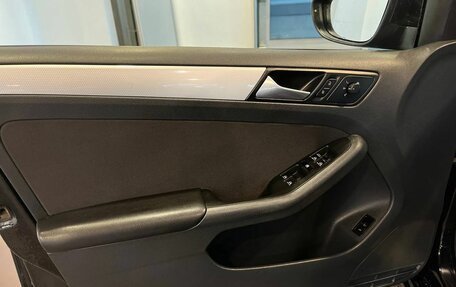 Volkswagen Jetta VI, 2013 год, 985 000 рублей, 22 фотография