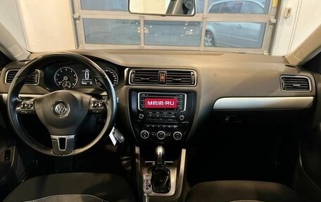 Volkswagen Jetta VI, 2013 год, 985 000 рублей, 9 фотография
