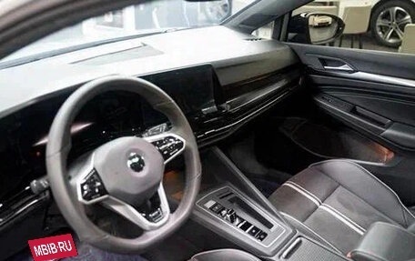 Volkswagen Golf VIII, 2022 год, 1 430 000 рублей, 6 фотография