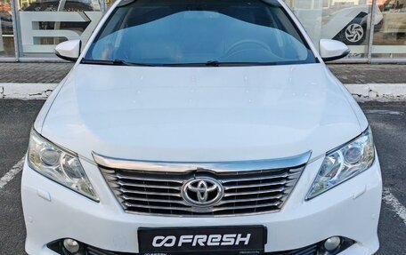 Toyota Camry, 2012 год, 1 680 000 рублей, 3 фотография