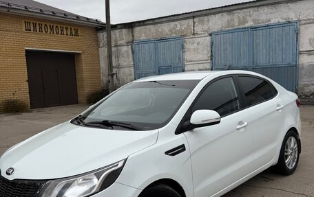 KIA Rio III рестайлинг, 2014 год, 823 000 рублей, 2 фотография