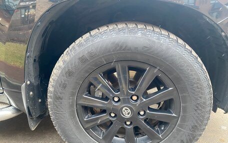 Toyota Land Cruiser 200, 2010 год, 3 150 000 рублей, 26 фотография