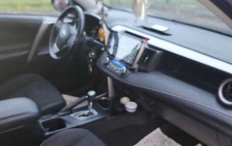 Toyota RAV4, 2017 год, 2 600 000 рублей, 2 фотография