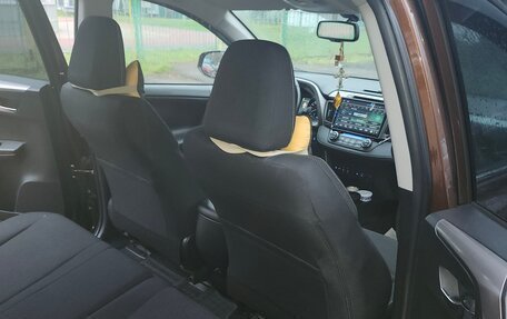 Toyota RAV4, 2017 год, 2 600 000 рублей, 4 фотография