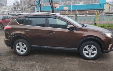 Toyota RAV4, 2017 год, 2 600 000 рублей, 11 фотография
