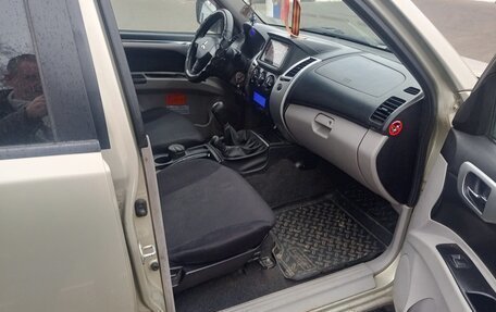 Mitsubishi Pajero Sport II рестайлинг, 2008 год, 1 200 000 рублей, 7 фотография