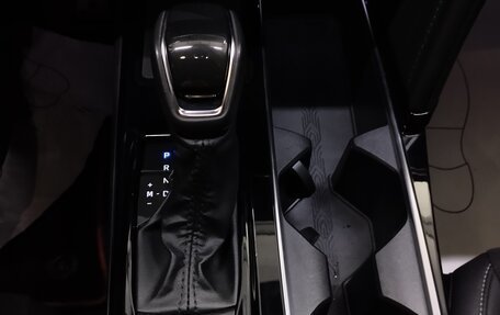 Toyota Camry, 2024 год, 3 900 000 рублей, 18 фотография