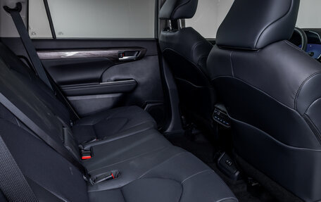 Toyota Highlander, 2025 год, 6 100 000 рублей, 13 фотография