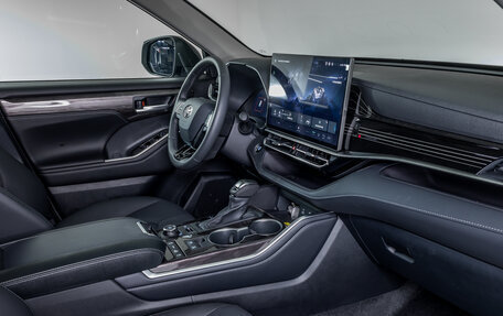 Toyota Highlander, 2025 год, 6 100 000 рублей, 11 фотография