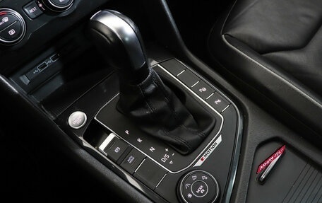 Volkswagen Tiguan II, 2020 год, 3 300 000 рублей, 16 фотография