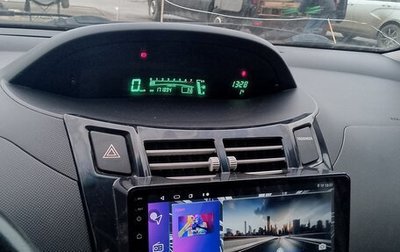 Toyota Yaris III рестайлинг, 2007 год, 670 000 рублей, 1 фотография