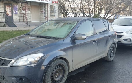 KIA cee'd I рестайлинг, 2009 год, 650 000 рублей, 1 фотография