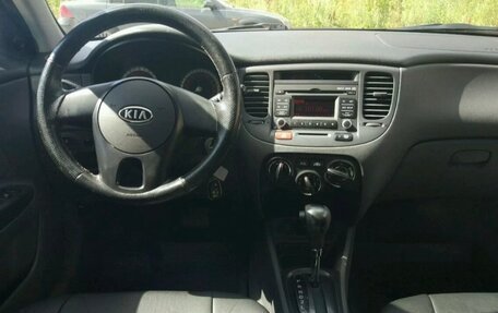 KIA Rio II, 2010 год, 390 000 рублей, 2 фотография