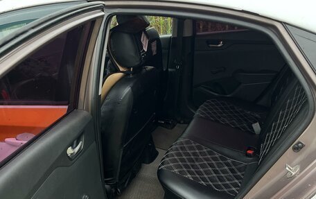 Hyundai Solaris II рестайлинг, 2017 год, 500 000 рублей, 4 фотография