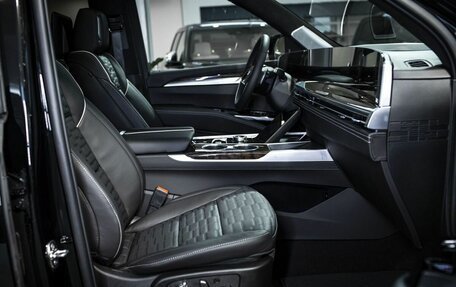 Cadillac Escalade V, 2025 год, 20 380 000 рублей, 26 фотография