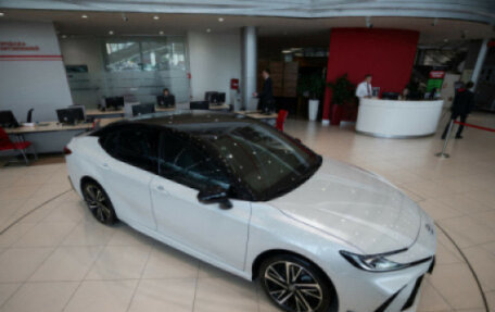 Toyota Camry, 2025 год, 4 990 000 рублей, 2 фотография