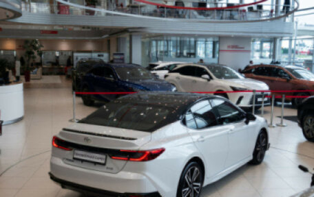 Toyota Camry, 2025 год, 4 990 000 рублей, 4 фотография