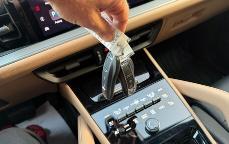 Porsche Cayenne III, 2023 год, 12 900 000 рублей, 15 фотография