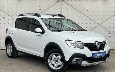 Renault Sandero II рестайлинг, 2021 год, 1 380 000 рублей, 2 фотография