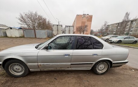 BMW 5 серия, 1993 год, 280 000 рублей, 4 фотография