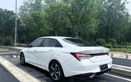 Hyundai Elantra, 2022 год, 1 690 000 рублей, 5 фотография