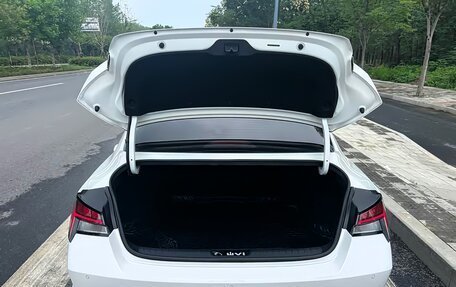 Hyundai Elantra, 2022 год, 1 690 000 рублей, 23 фотография