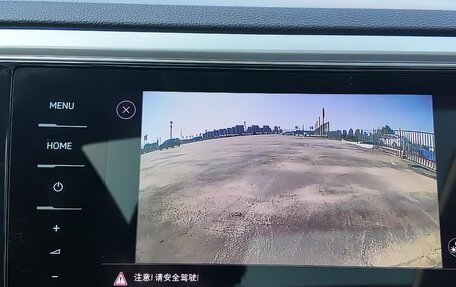 Volkswagen T-Roc I, 2022 год, 1 750 000 рублей, 13 фотография