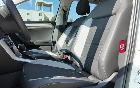 Volkswagen T-Roc I, 2022 год, 1 750 000 рублей, 7 фотография