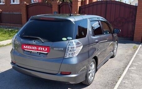 Honda Fit Shuttle I рестайлинг, 2012 год, 1 020 000 рублей, 3 фотография
