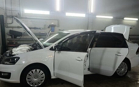 Volkswagen Polo VI (EU Market), 2018 год, 1 150 000 рублей, 2 фотография