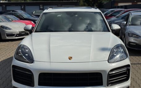 Porsche Cayenne III, 2022 год, 12 750 000 рублей, 3 фотография