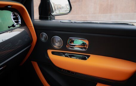 Rolls-Royce Cullinan, 2025 год, 71 500 000 рублей, 29 фотография