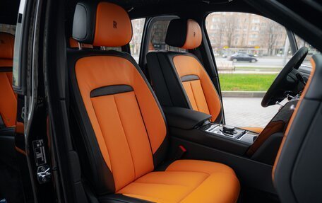 Rolls-Royce Cullinan, 2025 год, 71 500 000 рублей, 30 фотография