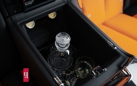 Rolls-Royce Cullinan, 2025 год, 71 500 000 рублей, 35 фотография