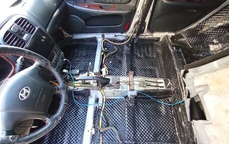 Hyundai Sonata IV рестайлинг, 2005 год, 310 000 рублей, 9 фотография