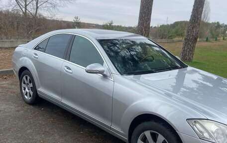 Mercedes-Benz S-Класс, 2007 год, 1 850 000 рублей, 2 фотография