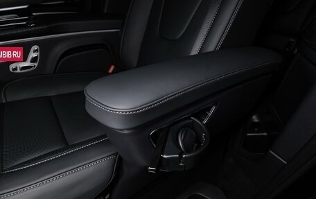 Mercedes-Benz V-Класс, 2025 год, 14 800 000 рублей, 26 фотография