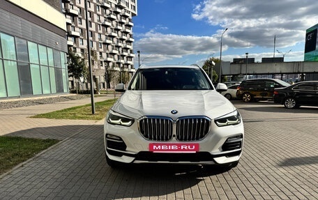 BMW X5, 2019 год, 6 200 000 рублей, 2 фотография