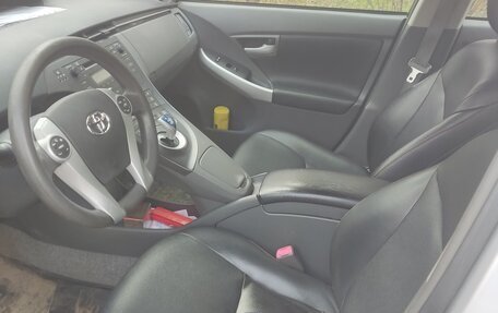 Toyota Prius, 2009 год, 950 000 рублей, 7 фотография