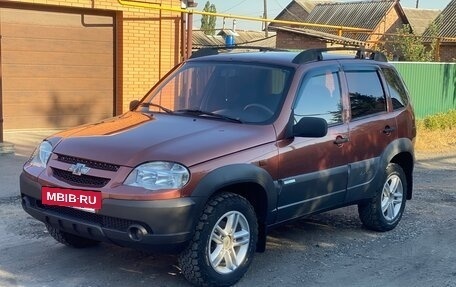 Chevrolet Niva I рестайлинг, 2008 год, 450 000 рублей, 3 фотография
