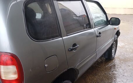 Chevrolet Niva I рестайлинг, 2005 год, 370 000 рублей, 2 фотография