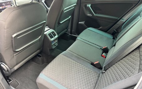 Volkswagen Tiguan II, 2020 год, 3 150 000 рублей, 28 фотография