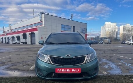 KIA Rio III рестайлинг, 2012 год, 550 000 рублей, 2 фотография