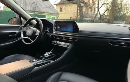 Hyundai Sonata VIII, 2019 год, 1 899 000 рублей, 25 фотография