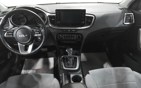 KIA cee'd III, 2022 год, 2 079 000 рублей, 11 фотография