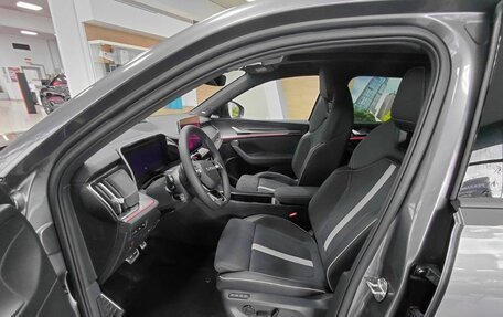 Skoda Kodiaq, 2025 год, 6 800 000 рублей, 8 фотография