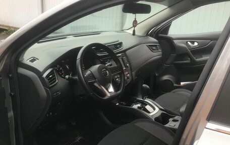 Nissan Qashqai, 2022 год, 2 500 000 рублей, 4 фотография