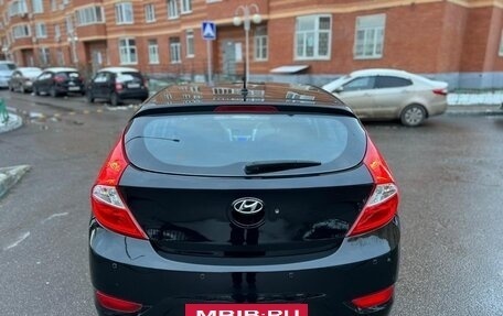 Hyundai Solaris II рестайлинг, 2011 год, 820 000 рублей, 4 фотография