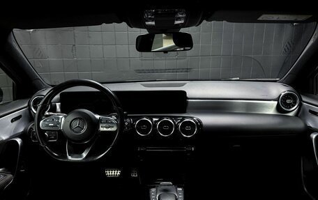 Mercedes-Benz A-Класс, 2021 год, 2 390 000 рублей, 8 фотография