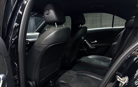 Mercedes-Benz A-Класс, 2021 год, 2 390 000 рублей, 10 фотография